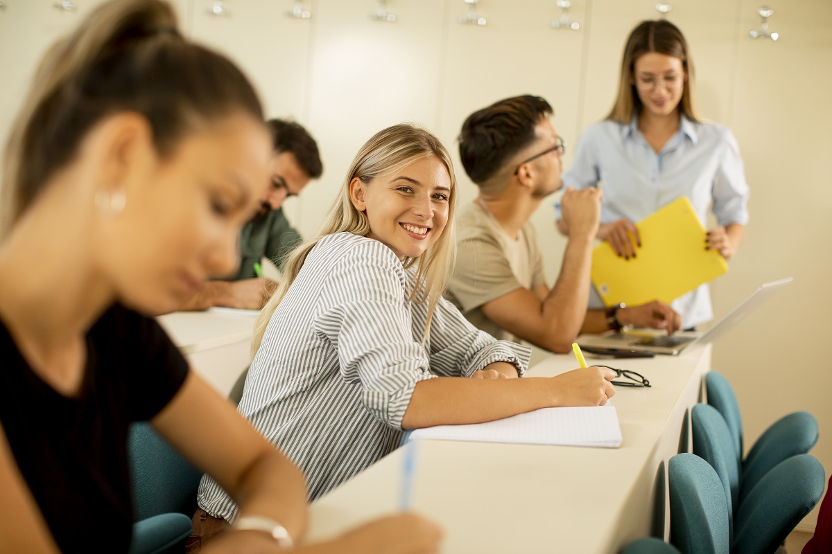 kurs w szkole językowej - jaki wybrać?